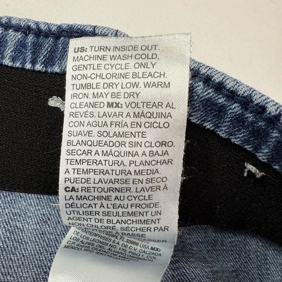 Chico's Pull On Slimming Ankle Jeans Medium Wash Blue Size 14 - Picture 5 of 8